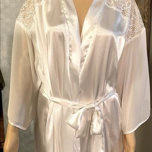 NWOT Designer Enchanting  Size 16-18